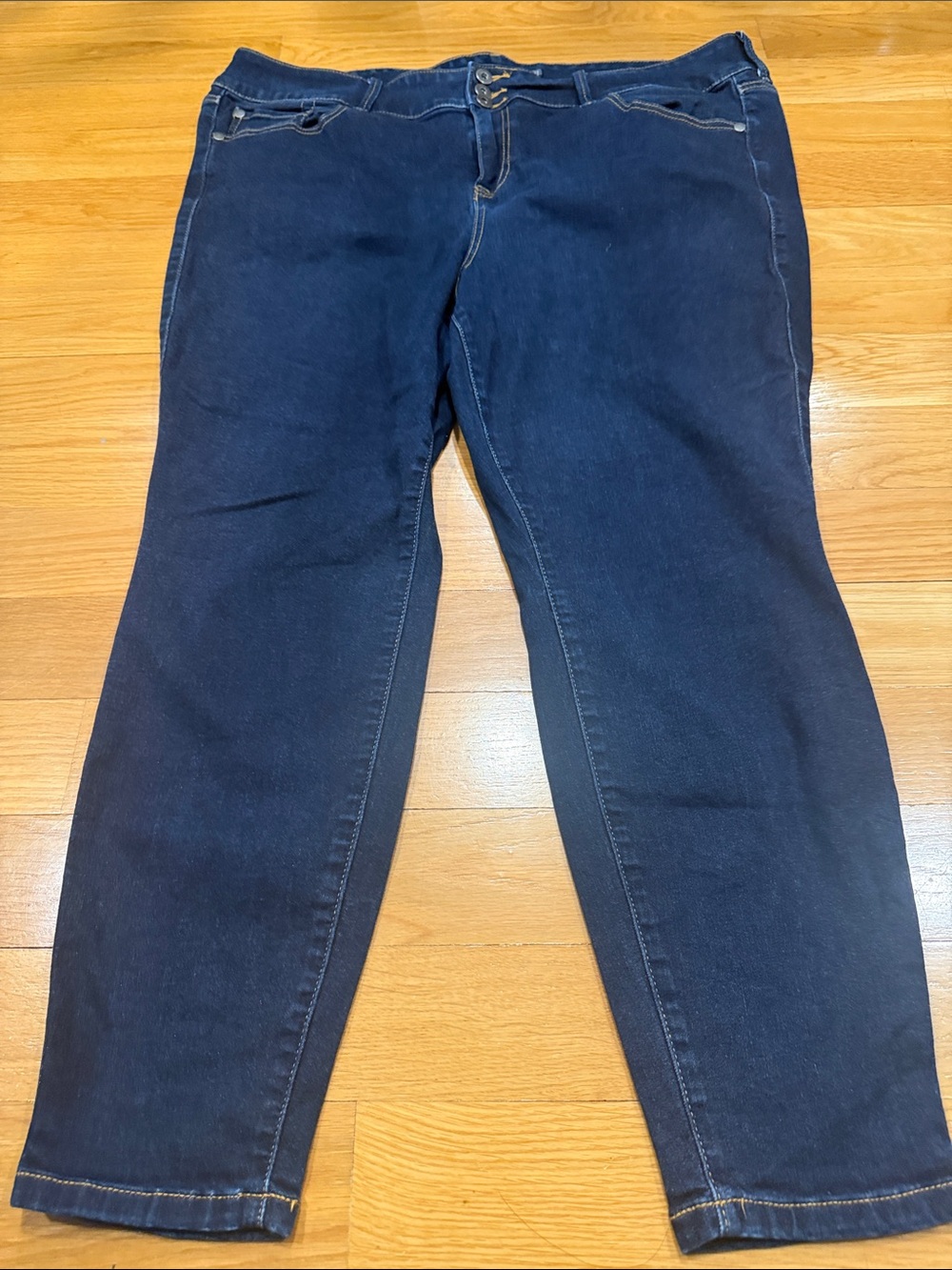 Torrid super soft jegging jeans size 22S.